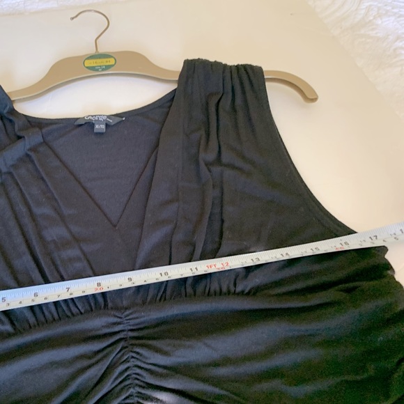 Soft light Black V neck dress at knee length nice pleads below bustier Size XL - Picture 13 of 13